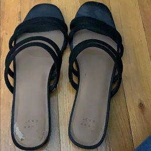 Black spiral slippers!